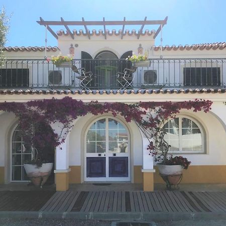 O Patio Ξενοδοχείο Fernao Ferro Εξωτερικό φωτογραφία