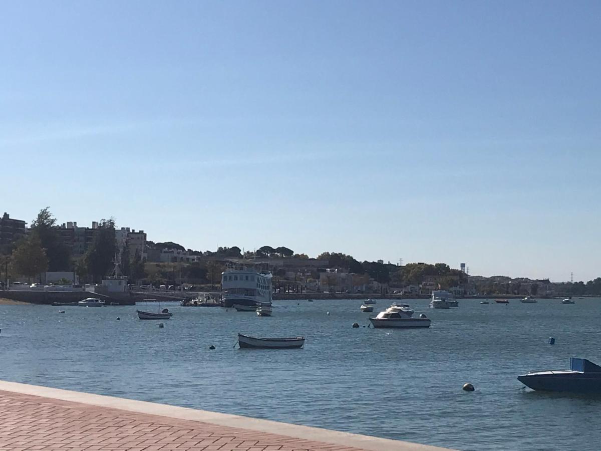 O Patio Ξενοδοχείο Fernao Ferro Εξωτερικό φωτογραφία